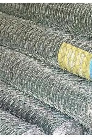 Malla Triple Torsión, también llamada Gallinera o Conejera